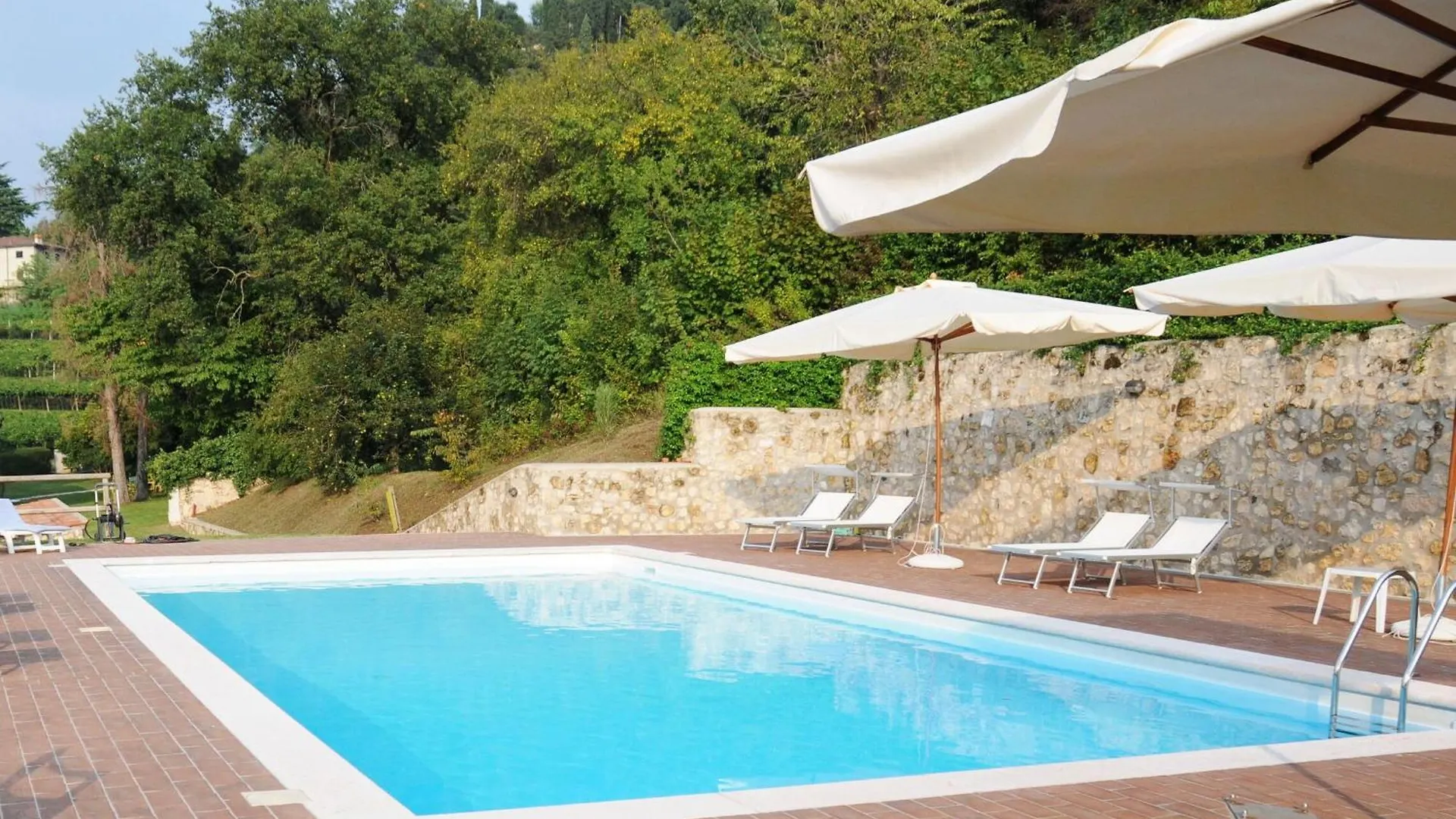 La Siepe, Verona, Pool, Wifi Colognola ai Colli 0*,  イタリア