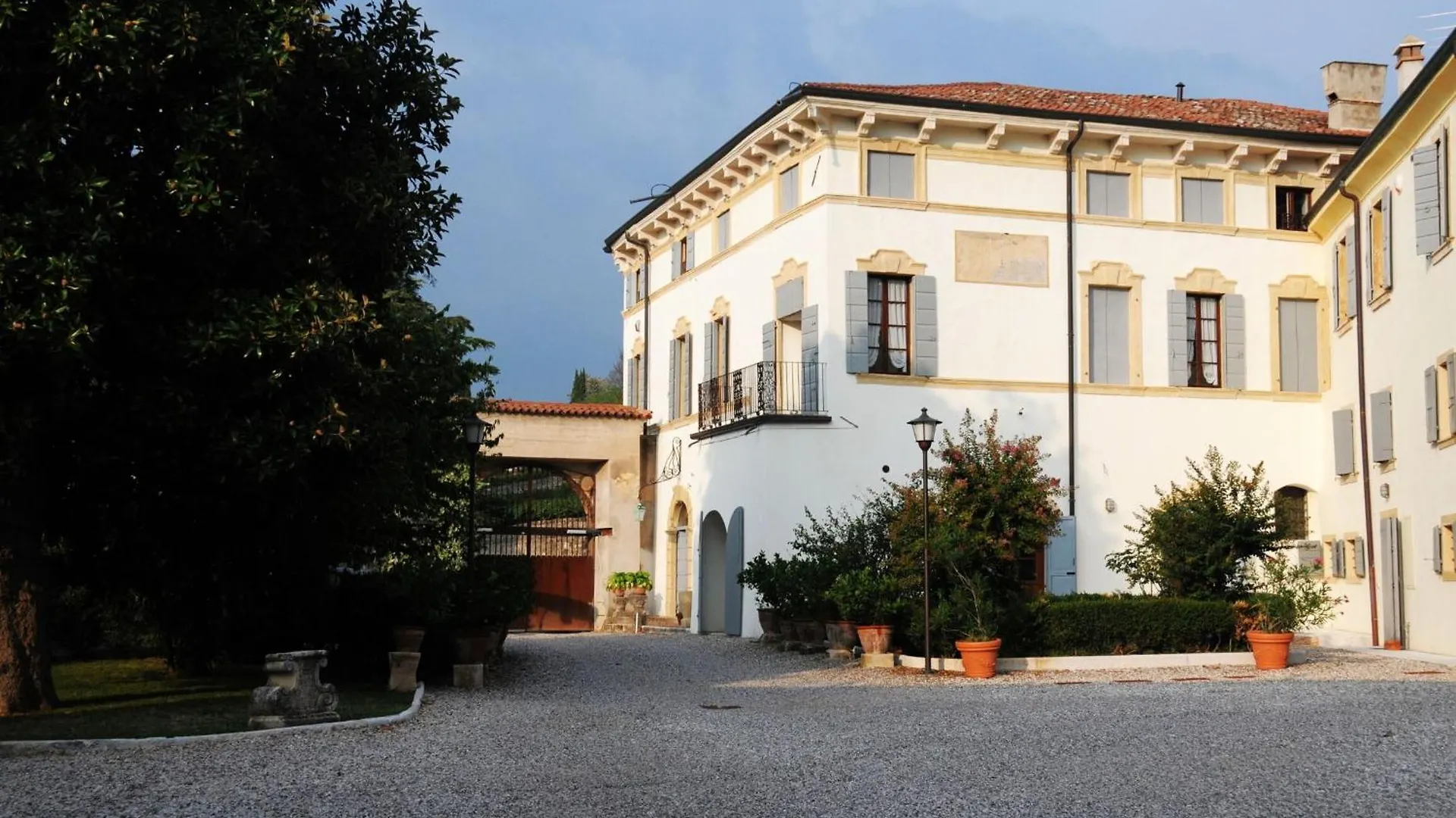 La Siepe, Verona, Pool, Wifi Colognola ai Colli Apartment